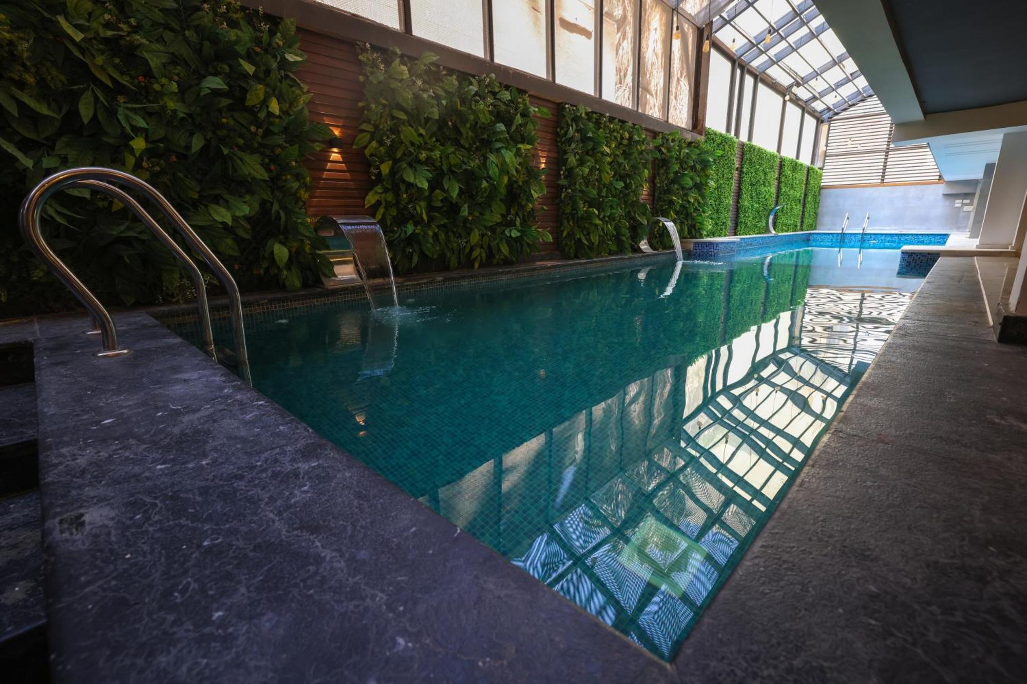 Onyx Pyramids Boutique Hotel Al Kawm al Akhdar Exterior foto